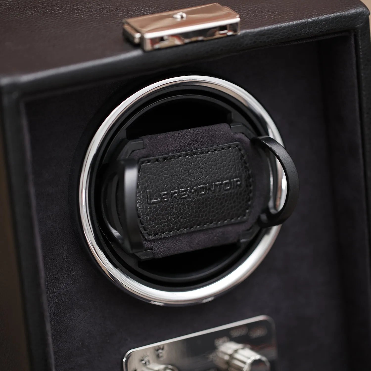 Cube Sofa – Noir Onyx